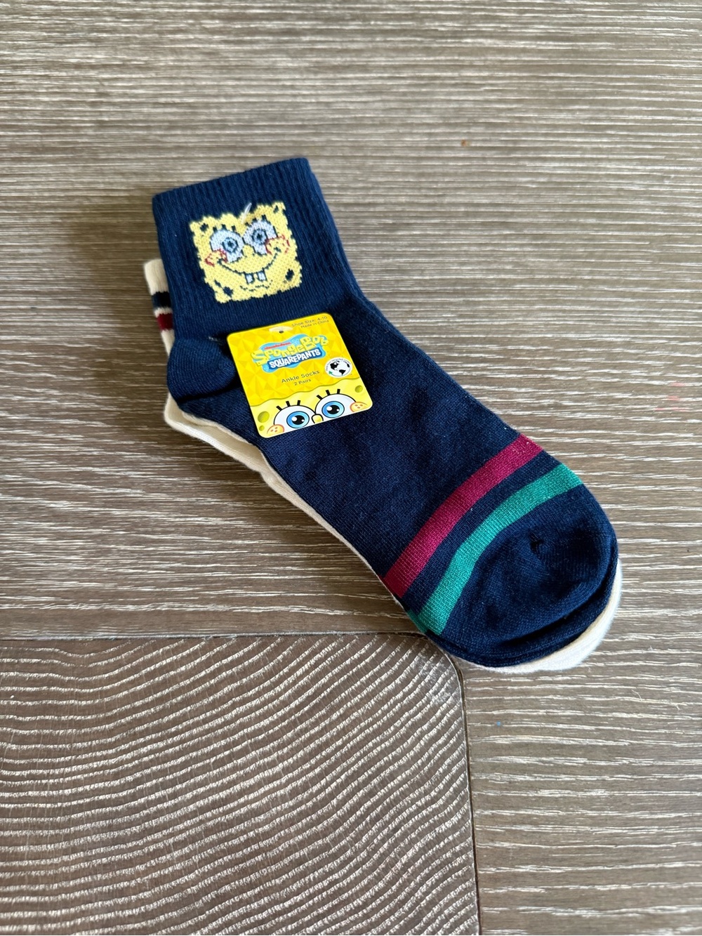 NWT SpongeBob SquarePants Navy Character Crew Socks 2 pairs